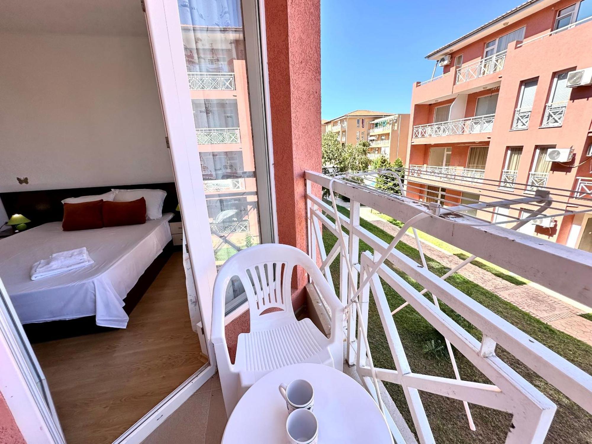 Sunny Day 6 - Menada Apartment