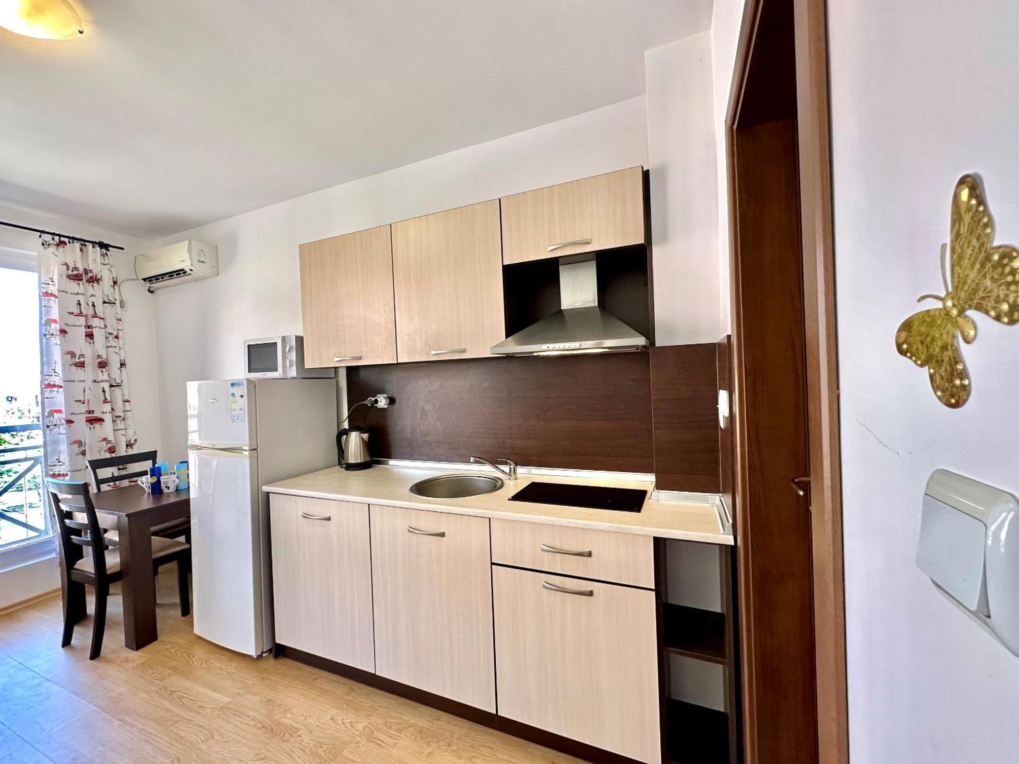 Apartment Sunny Day 6 - Menada
