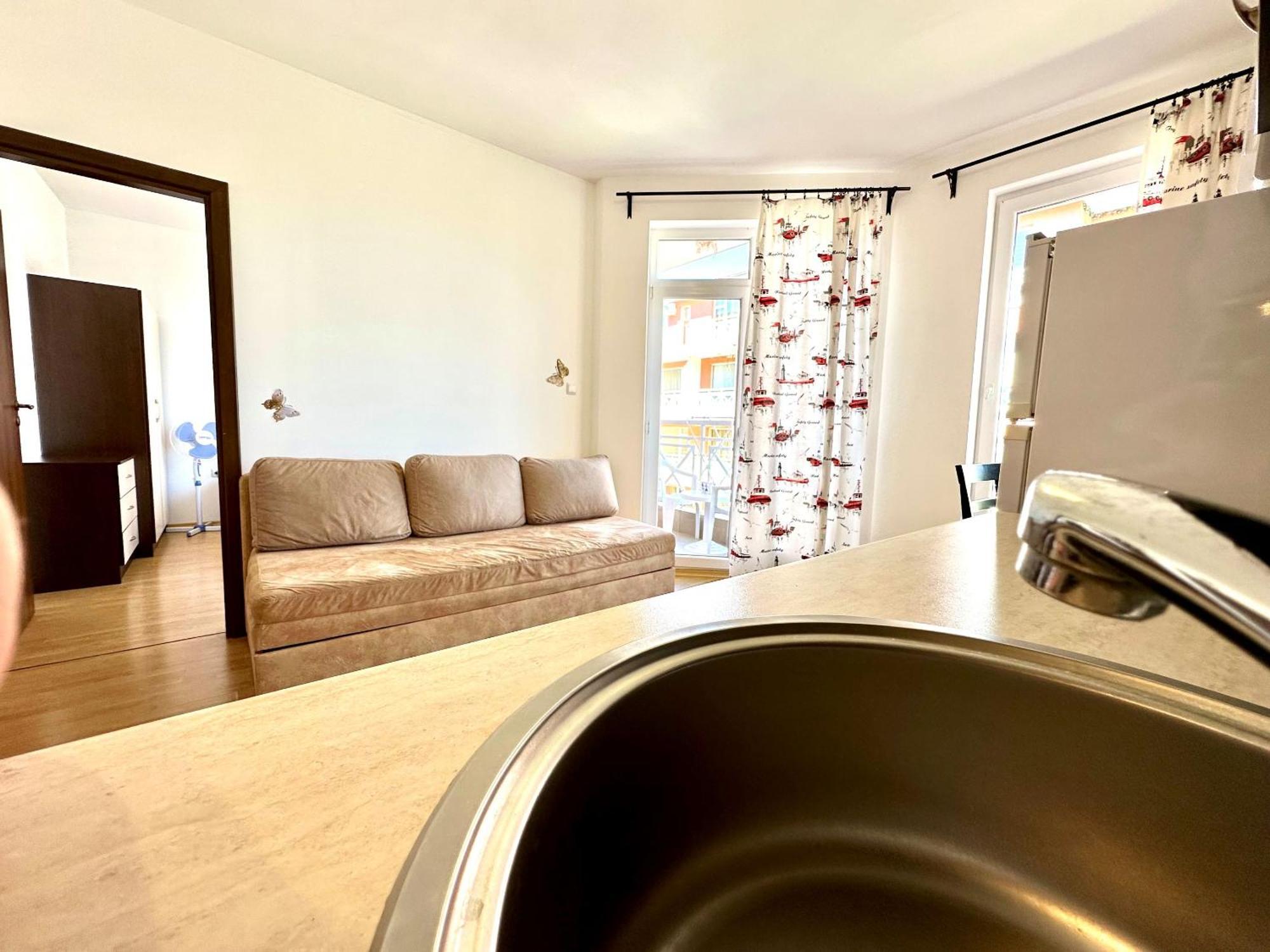 Apartment Sunny Day 6 - Menada *